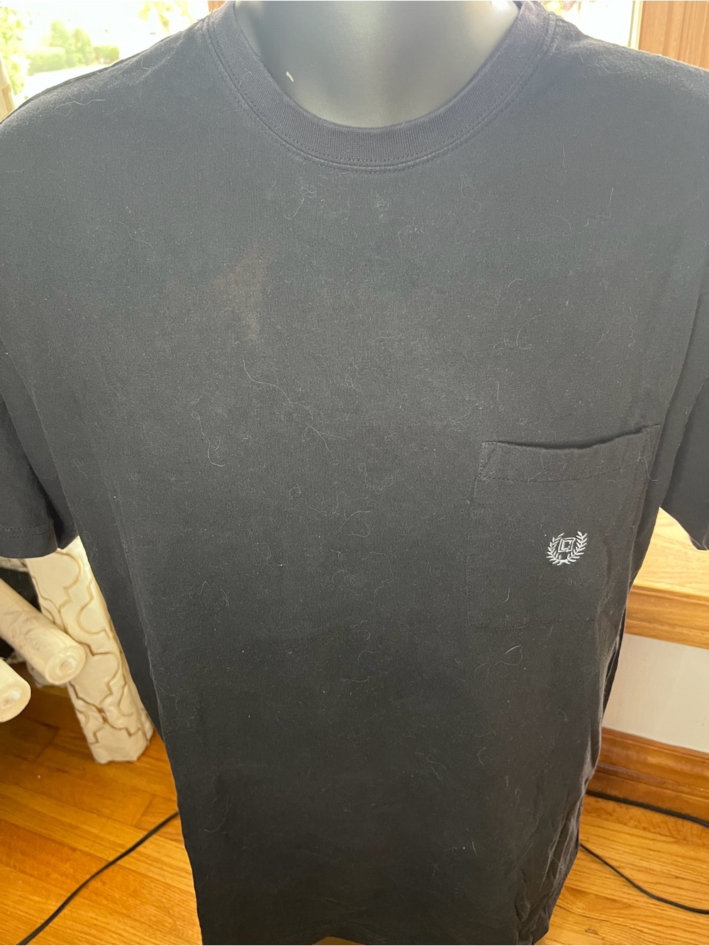 CHAPS EST. 1978 100% COTTON Black with front pocket size XL